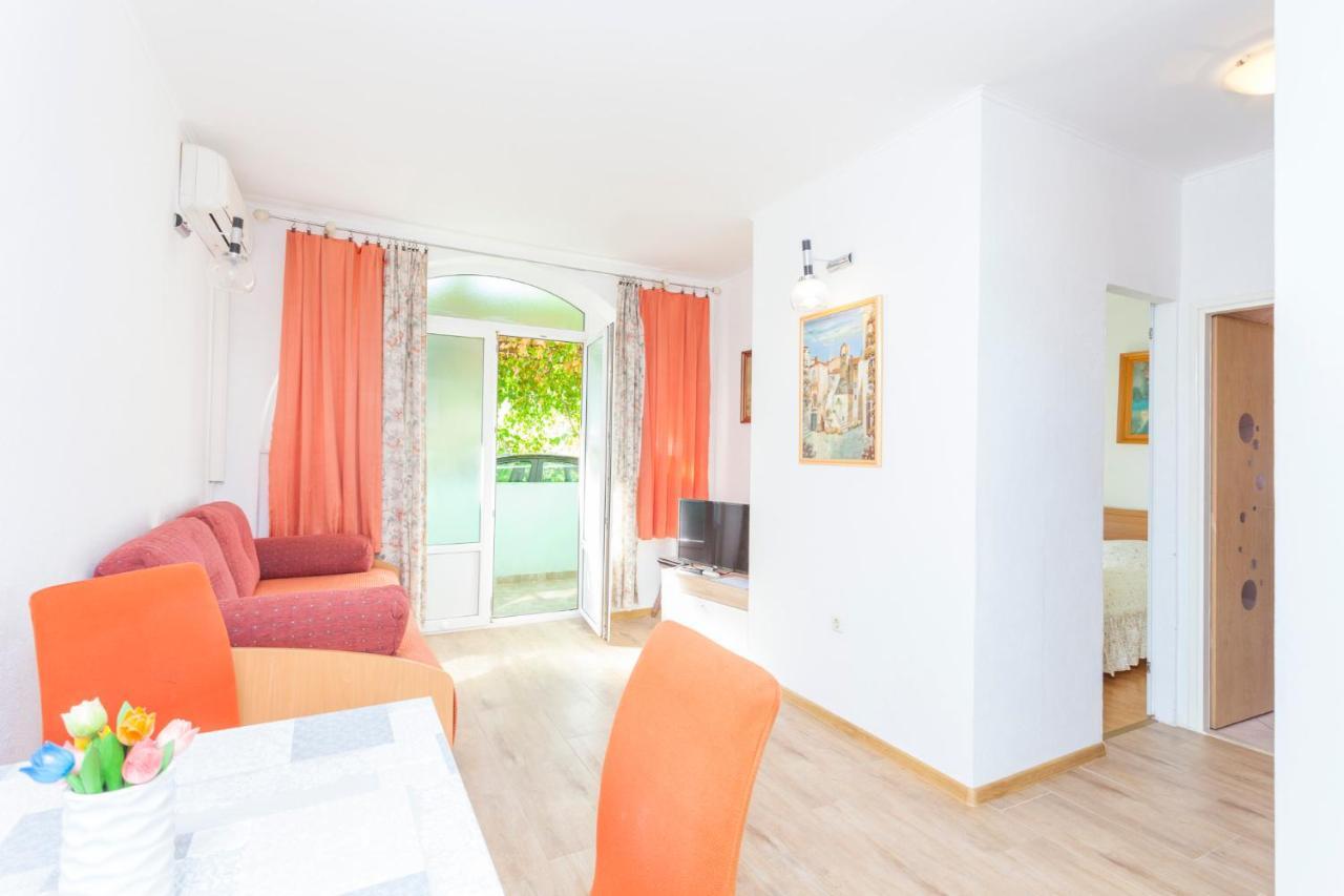 Green Garden Rooms & Apartments Makarska Dış mekan fotoğraf